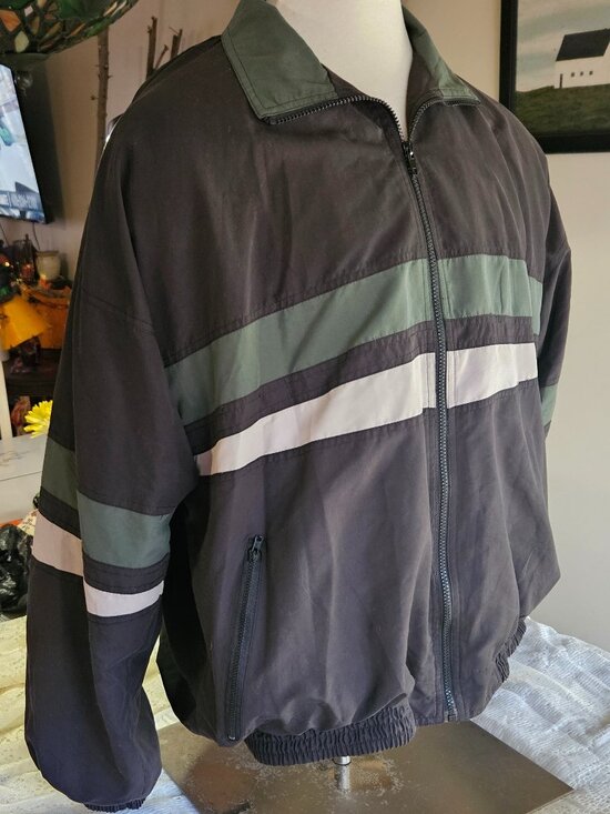 Vintage Pierre Cardin Black Green Windbreaker Jacket SIZE XL - Picture 3 of 8
